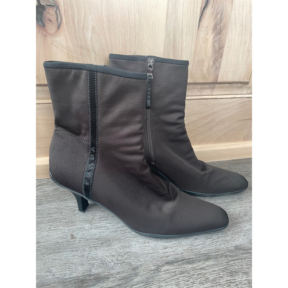 Prada‎ Women's Nylon Pointed Toe Kitten Heel Ankle Boots Size 38.5